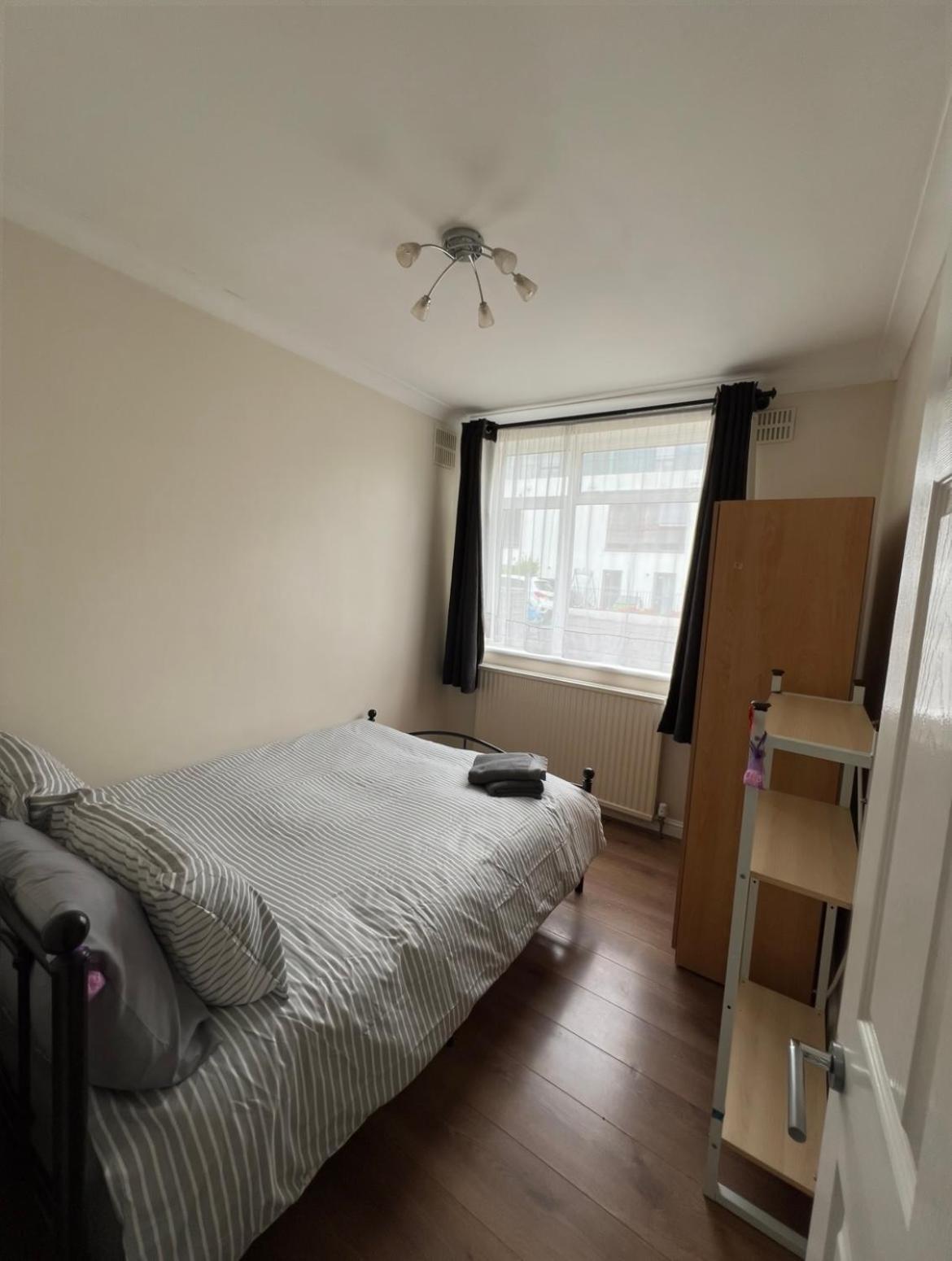 Appartamento 20Mins To Bakerst, Harry Potter & Wembley Stadium! Northwood  Esterno foto