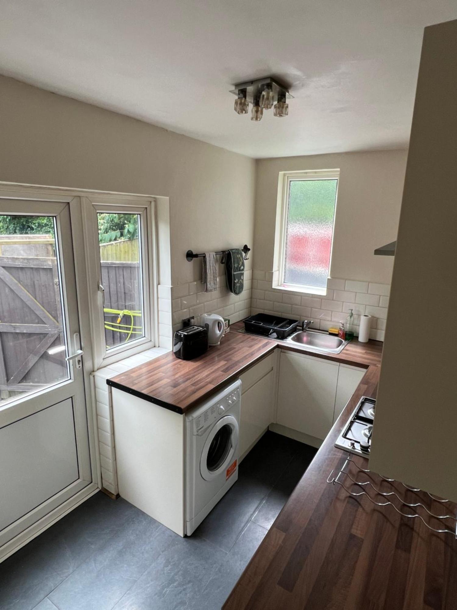 Appartamento 20Mins To Bakerst, Harry Potter & Wembley Stadium! Northwood  Esterno foto